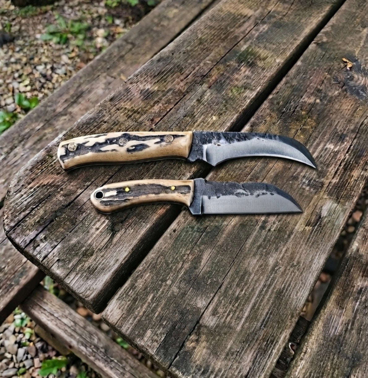 Hawkbill knife and wire splicing knife 214