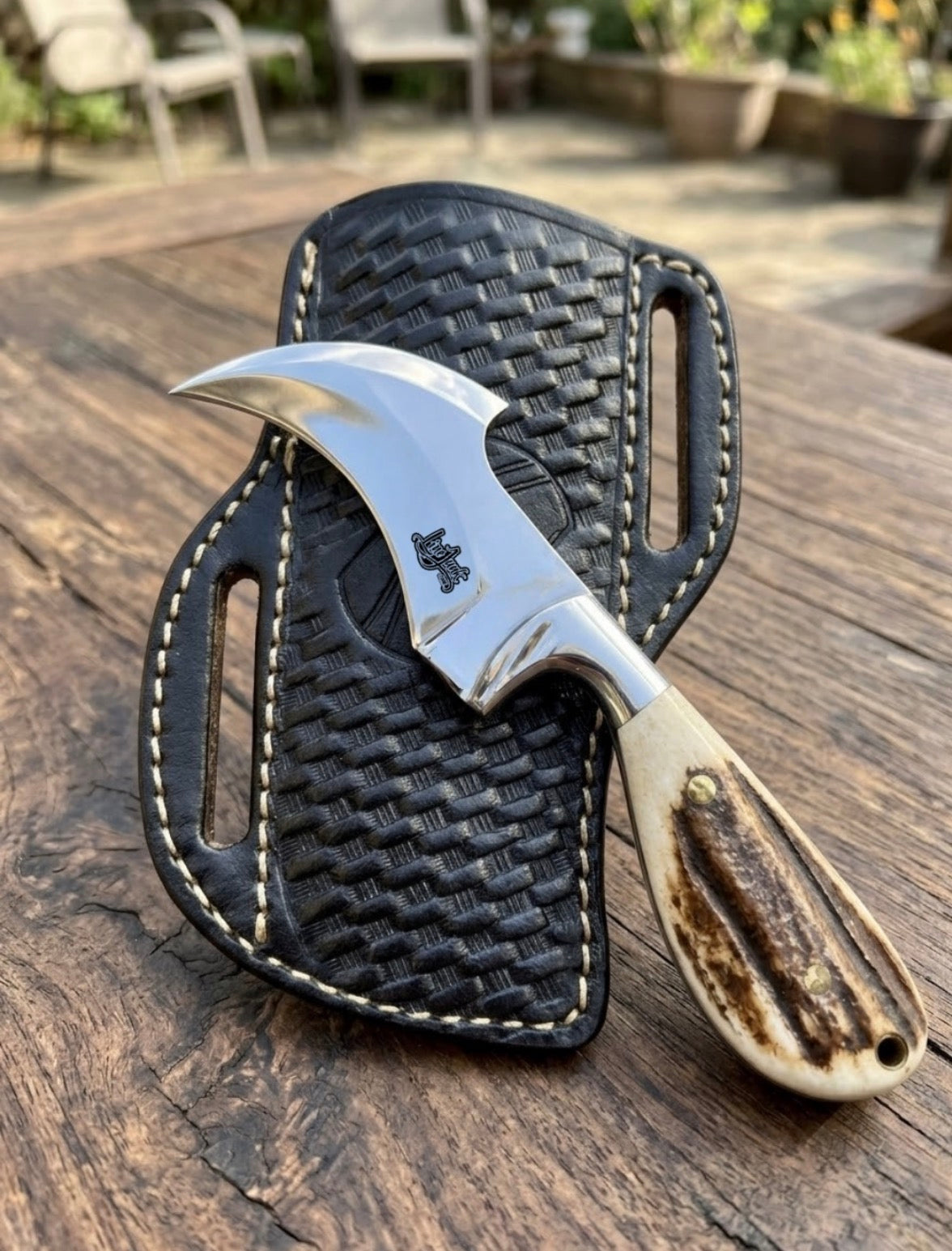 Hawkbill knife with stag horn handle 512