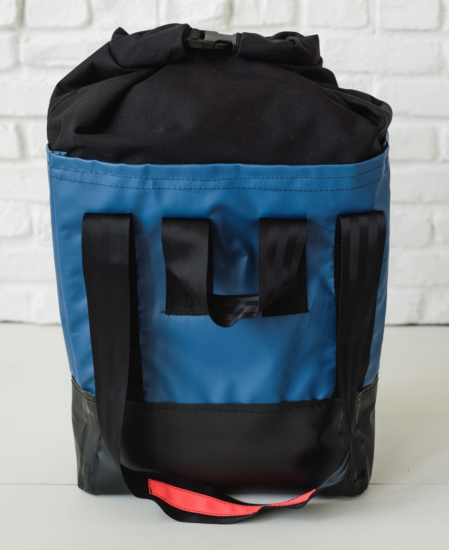 LUSB004HD HEAVY DUTY Small Vinyl Lift Tote, 100#, 15x15x4