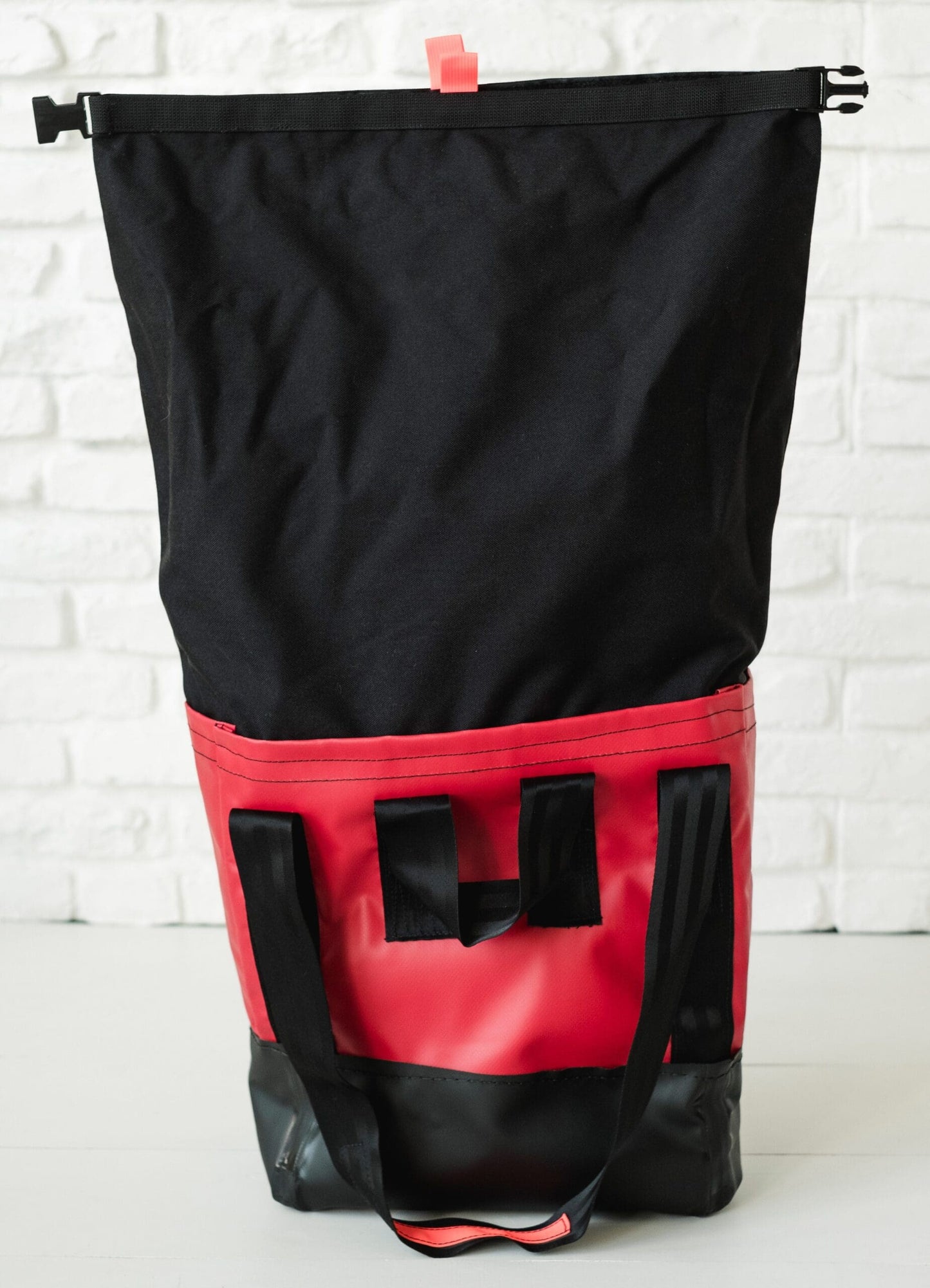 LUSB004HD HEAVY DUTY Small Vinyl Lift Tote, 100#, 15x15x4