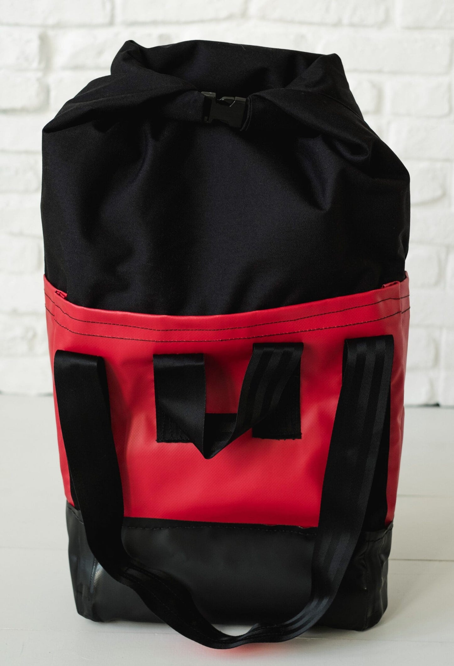 LUSB004HD HEAVY DUTY Small Vinyl Lift Tote, 100#, 15x15x4