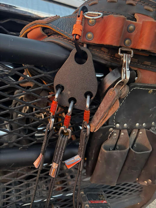 3 Hole Hanger