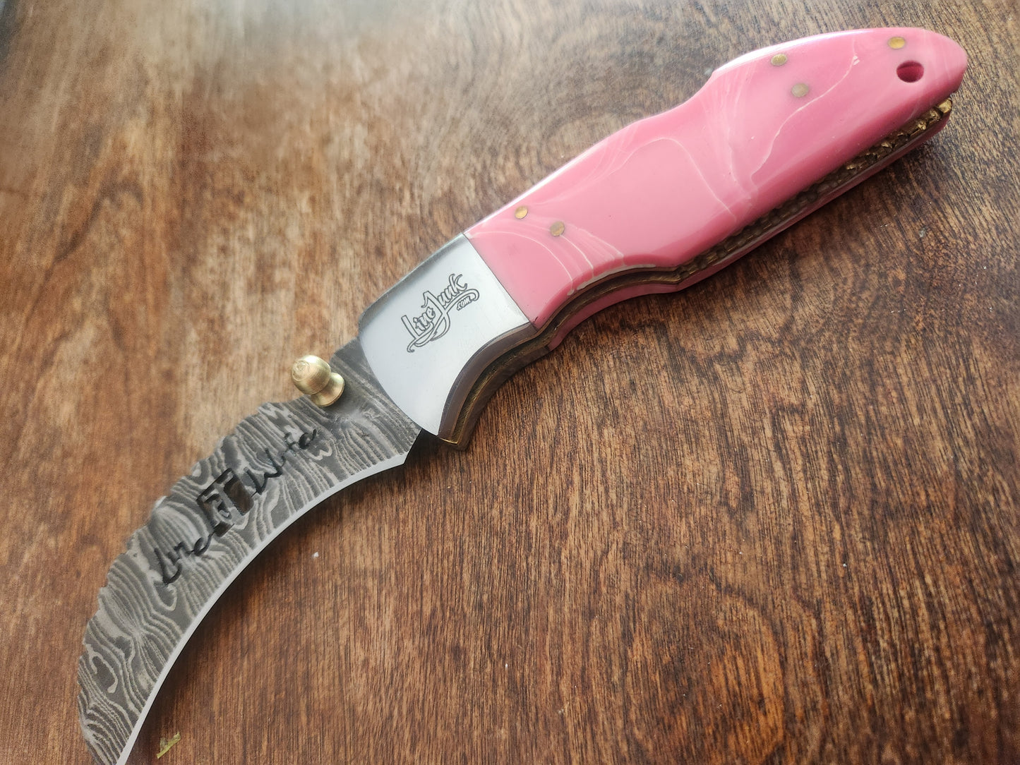 Wife Knife